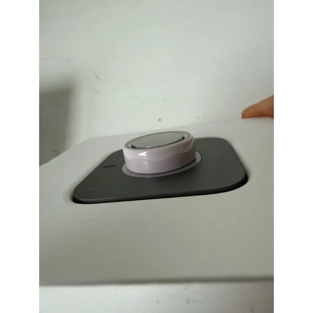 Oura Ring Gen 4, Ceramic, Size 8, Cloud, Used in great condition